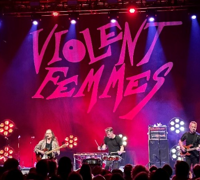 The Violent Femmes take the stage